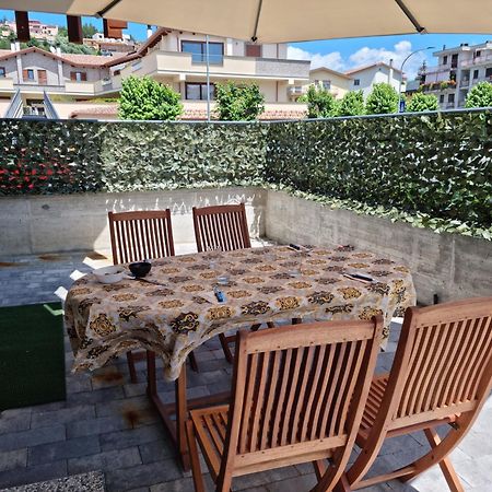 Kd Apartment, Accogliente, Moderno E Spazioso. Castel Di Sangro Exteriör bild